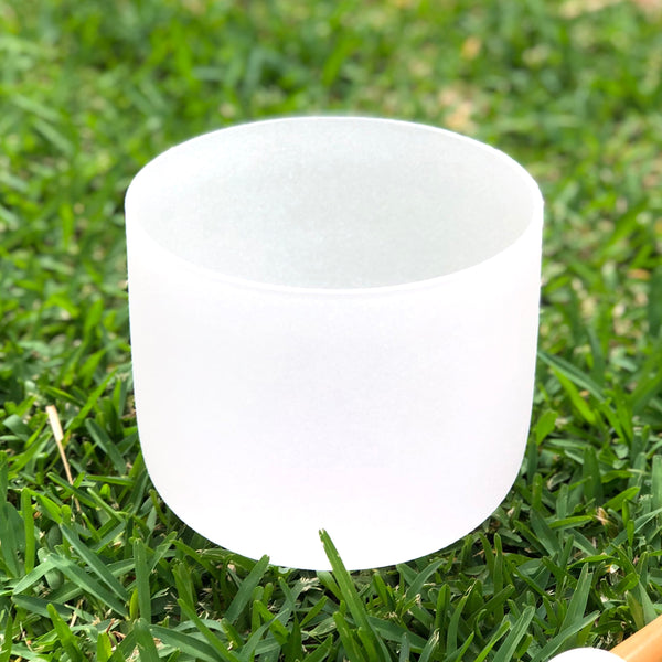 THIRD EYE CHAKRA 7' CRYSTAL SINGING BOWL (WHITE)