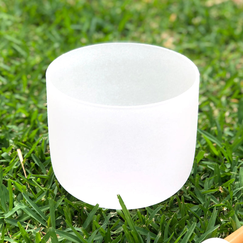THIRD EYE CHAKRA 7' CRYSTAL SINGING BOWL (WHITE)