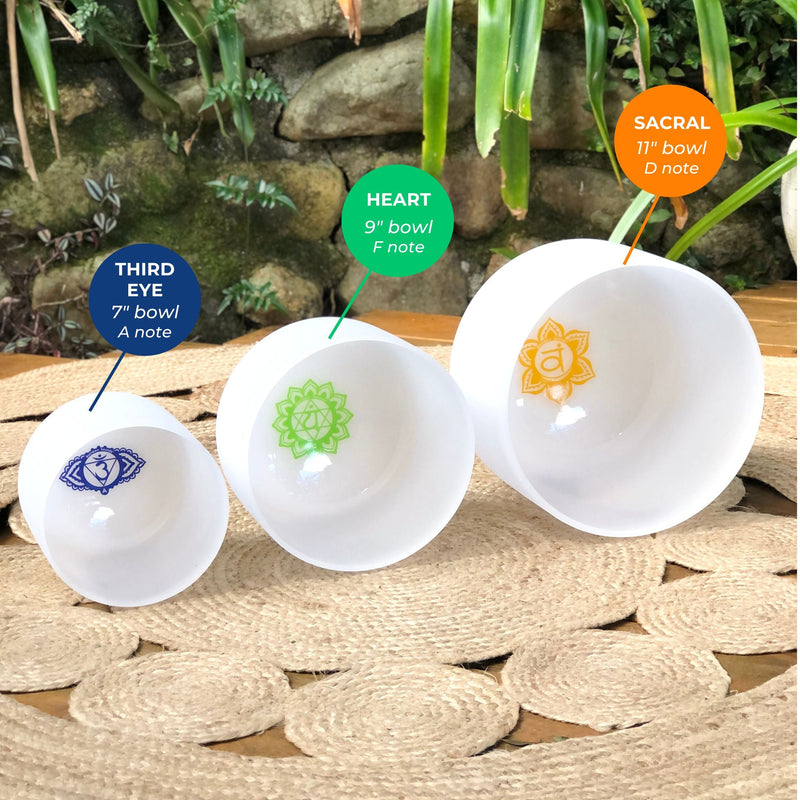 SET OF 3 WHITE CRYSTAL SINGING BOWLS IN BEIGE BAG