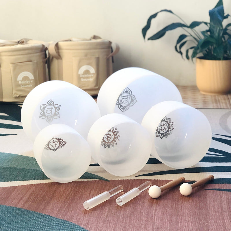 SHARP NOTES | SET OF 5 WHITE CRYSTAL SINGING BOWLS IN BEIGE BAGS
