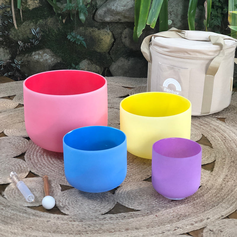 SET OF 4 COLOUR CRYSTAL SINGING BOWLS IN CARRY BAG