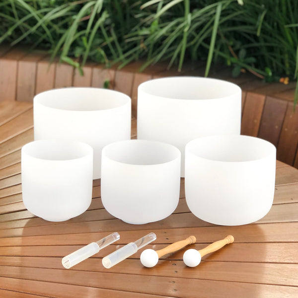 SHARP NOTES | SET OF 5 WHITE CRYSTAL SINGING BOWLS IN BEIGE BAGS