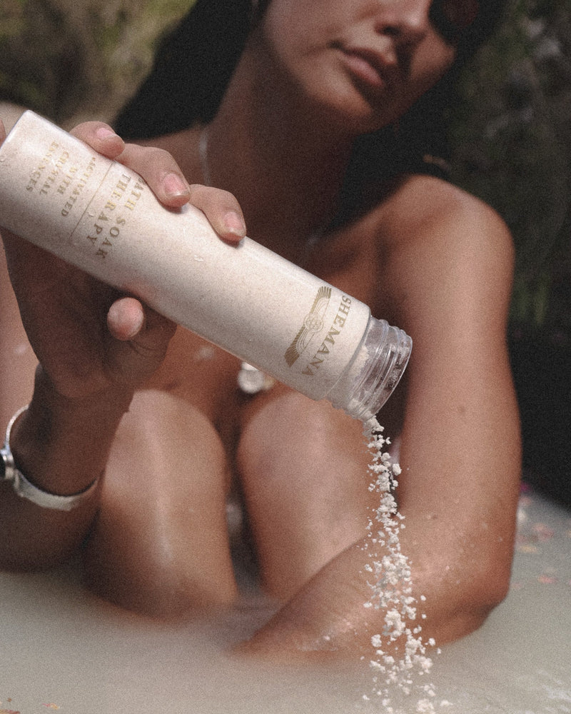 LUNAR - MOONSTONE CRYSTAL BATH POWDER